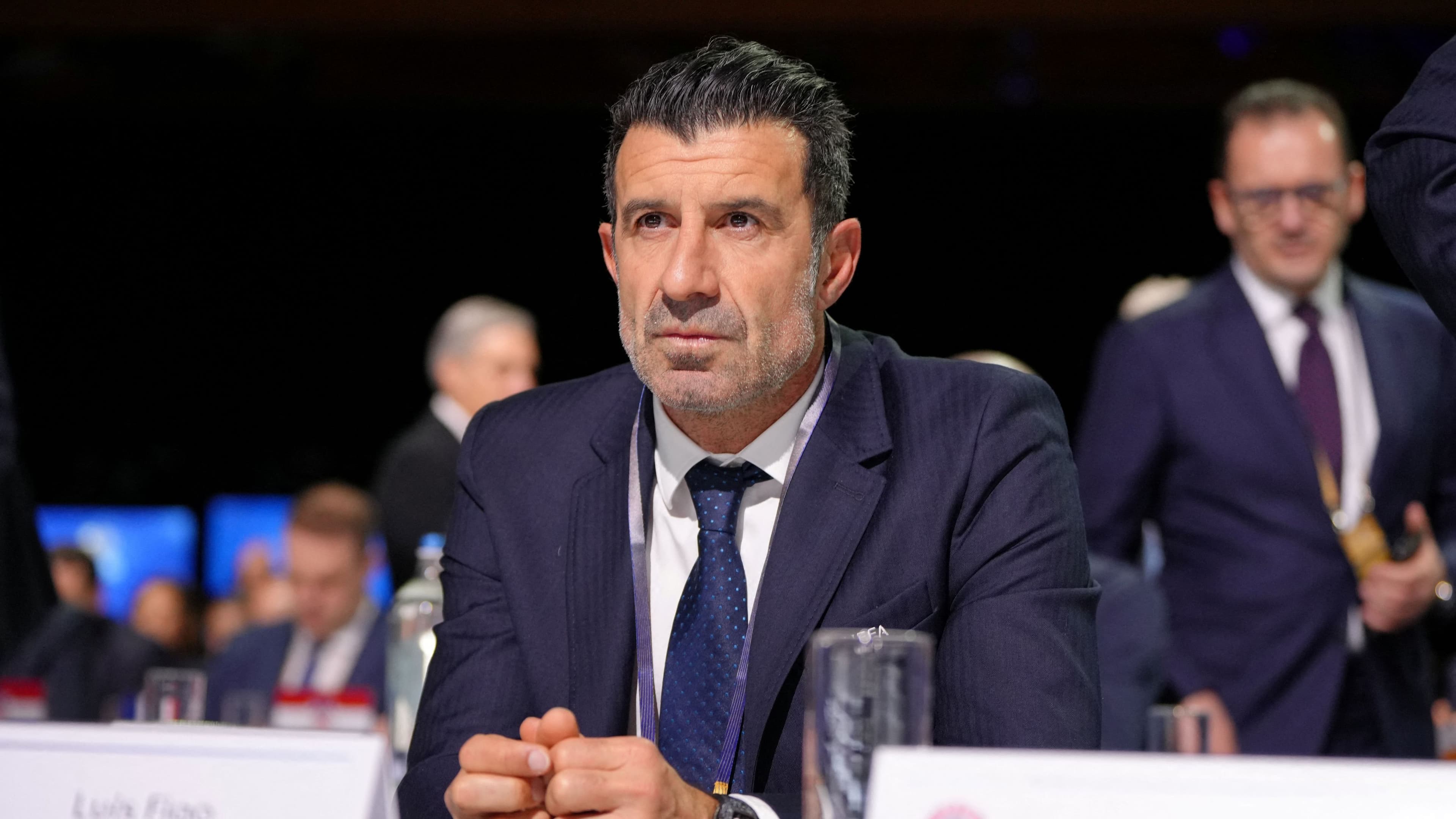 فيجو يحذر مبابي.. ويعلق على صدام ريال مدريد ومانشستر سيتي