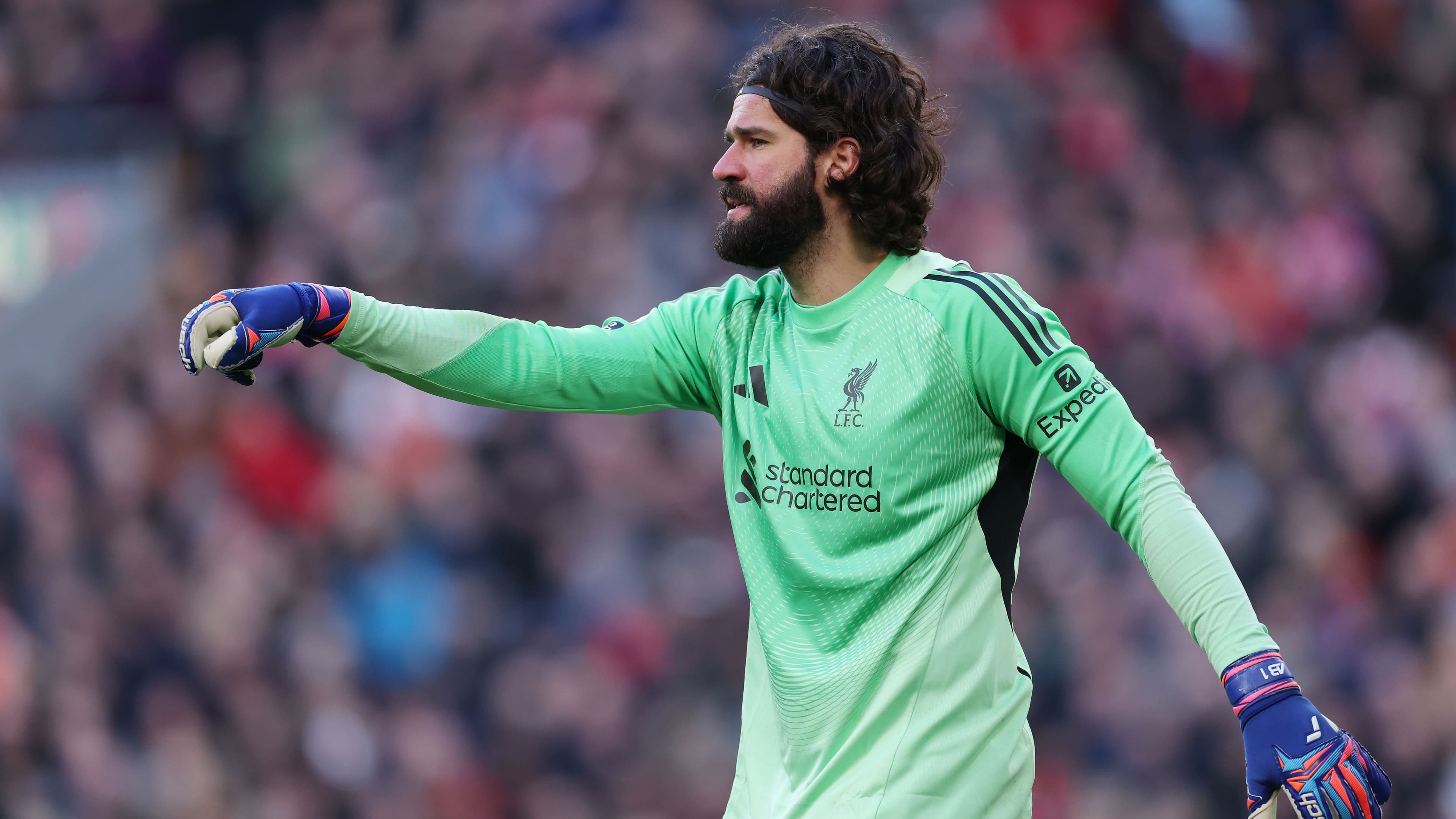 ورقة حاسمة ترجح كفة يوفنتوس على إنتر للتوقيع مع أليسون