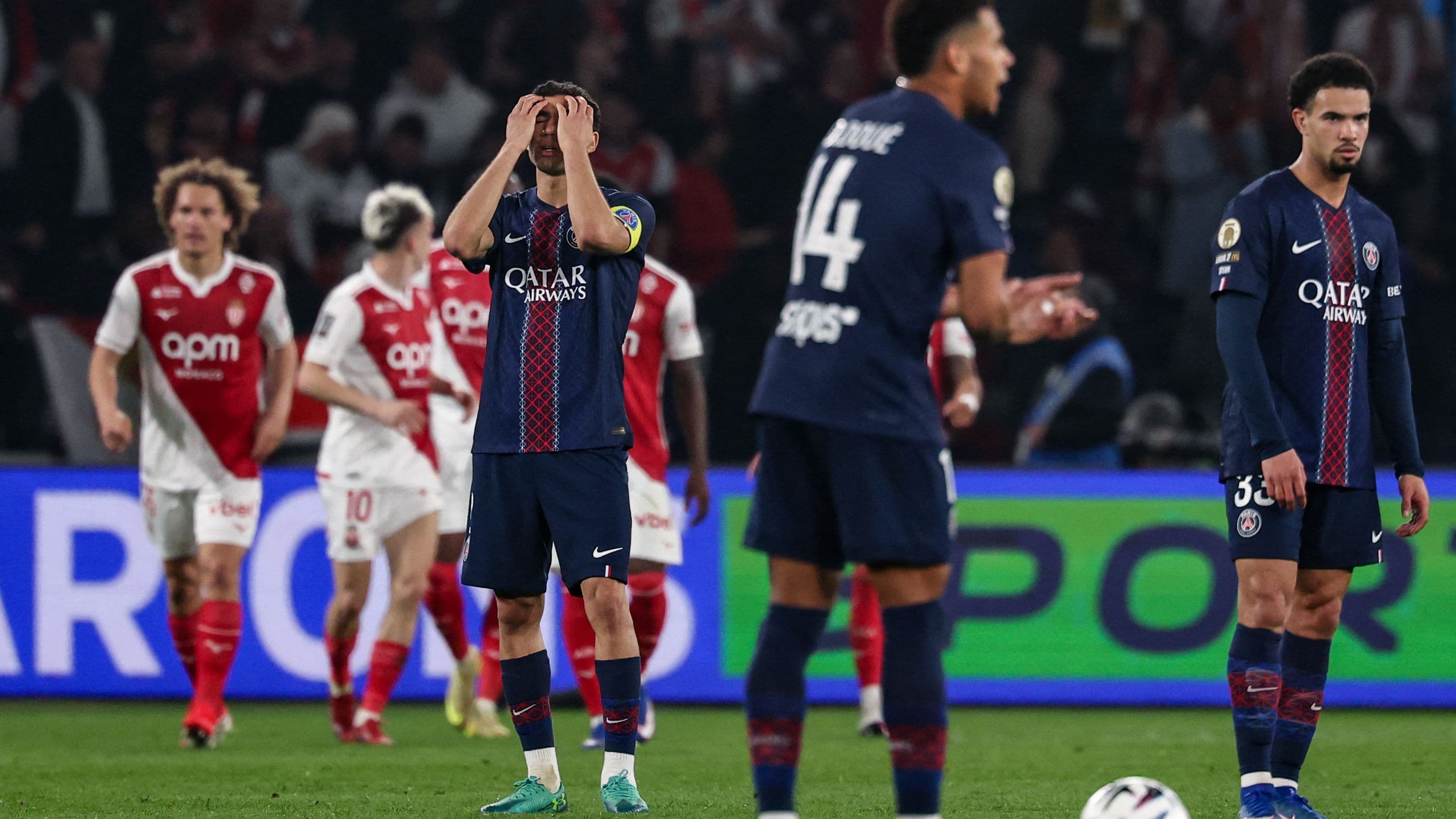 بالفيديو: موناكو يذل باريس ويذيقه خسارة قاسية