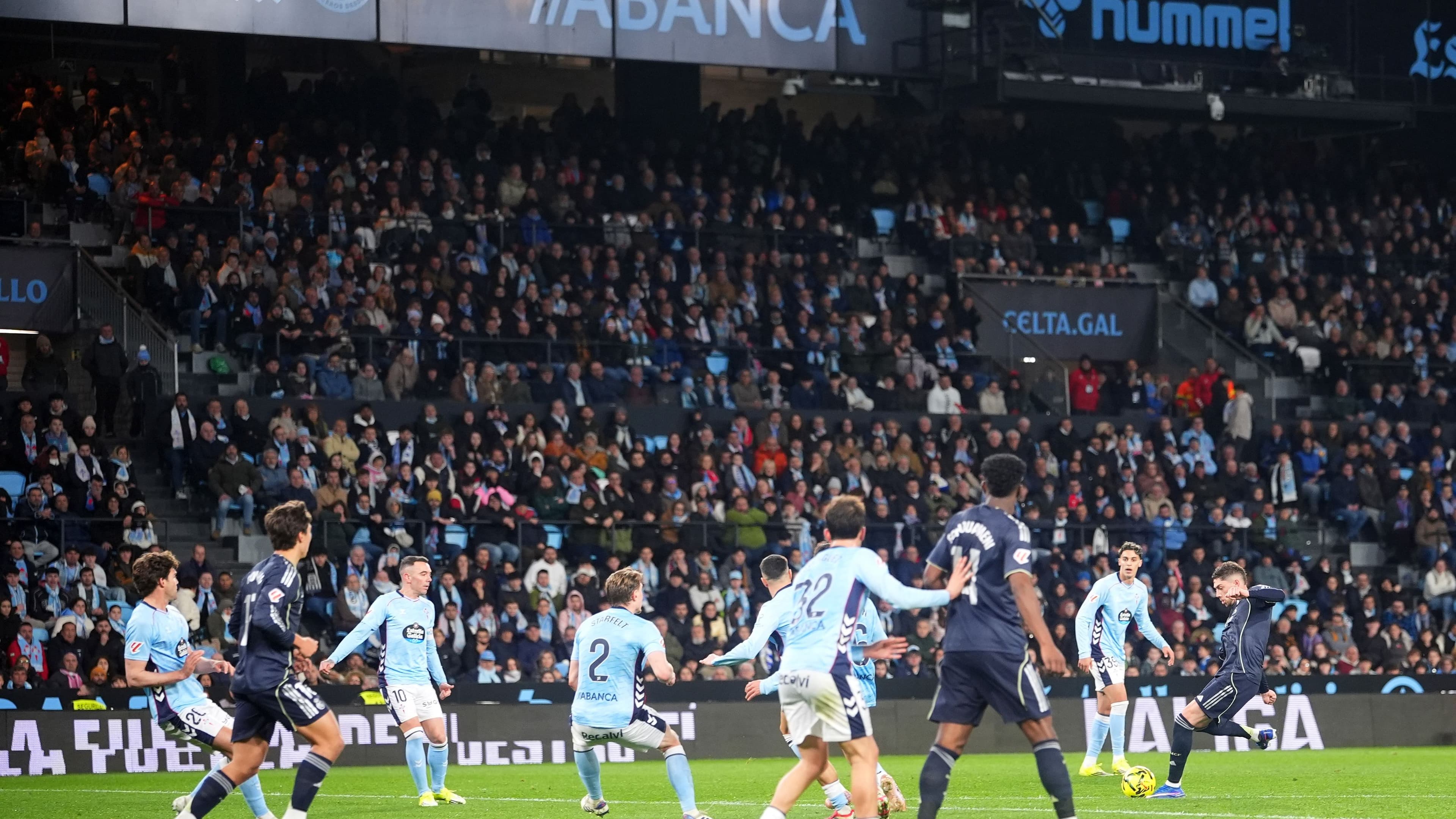 قلة الخبرة تحرم ريال مدريد من ركلة جزاء واضحة