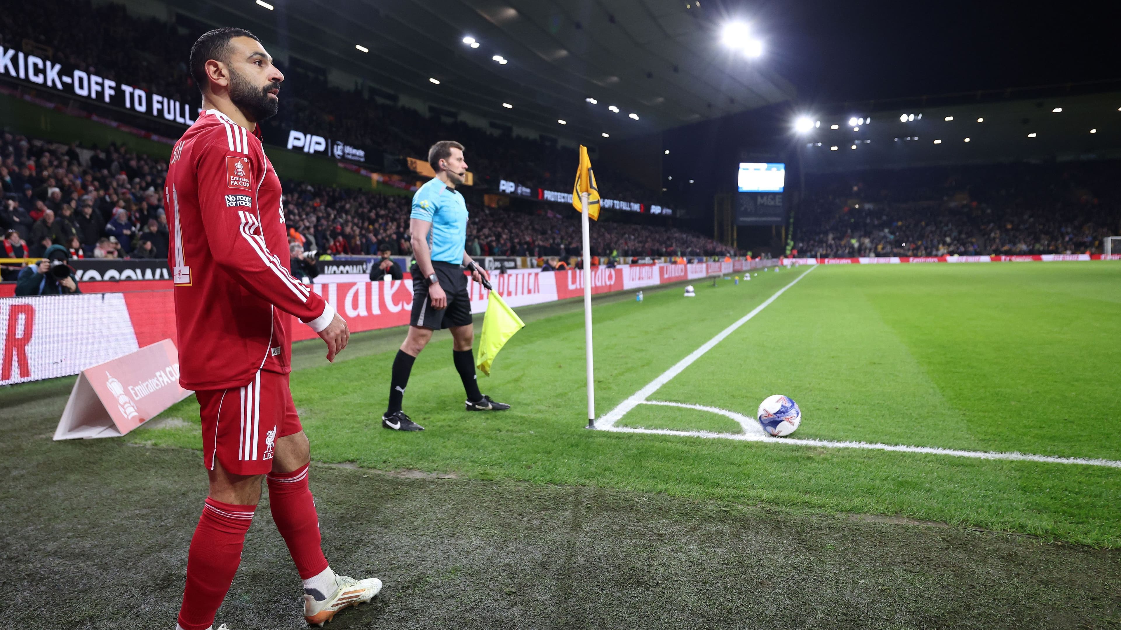 الخليفة المختار.. صفقة إفريقية تُهدد مكانة صلاح في ليفربول