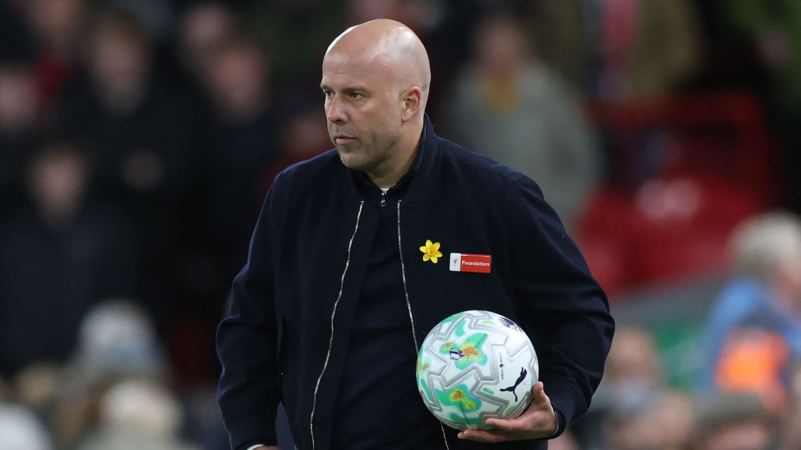 سلوت يستخلص الإيجابيات من تعادل توتنهام القاتل