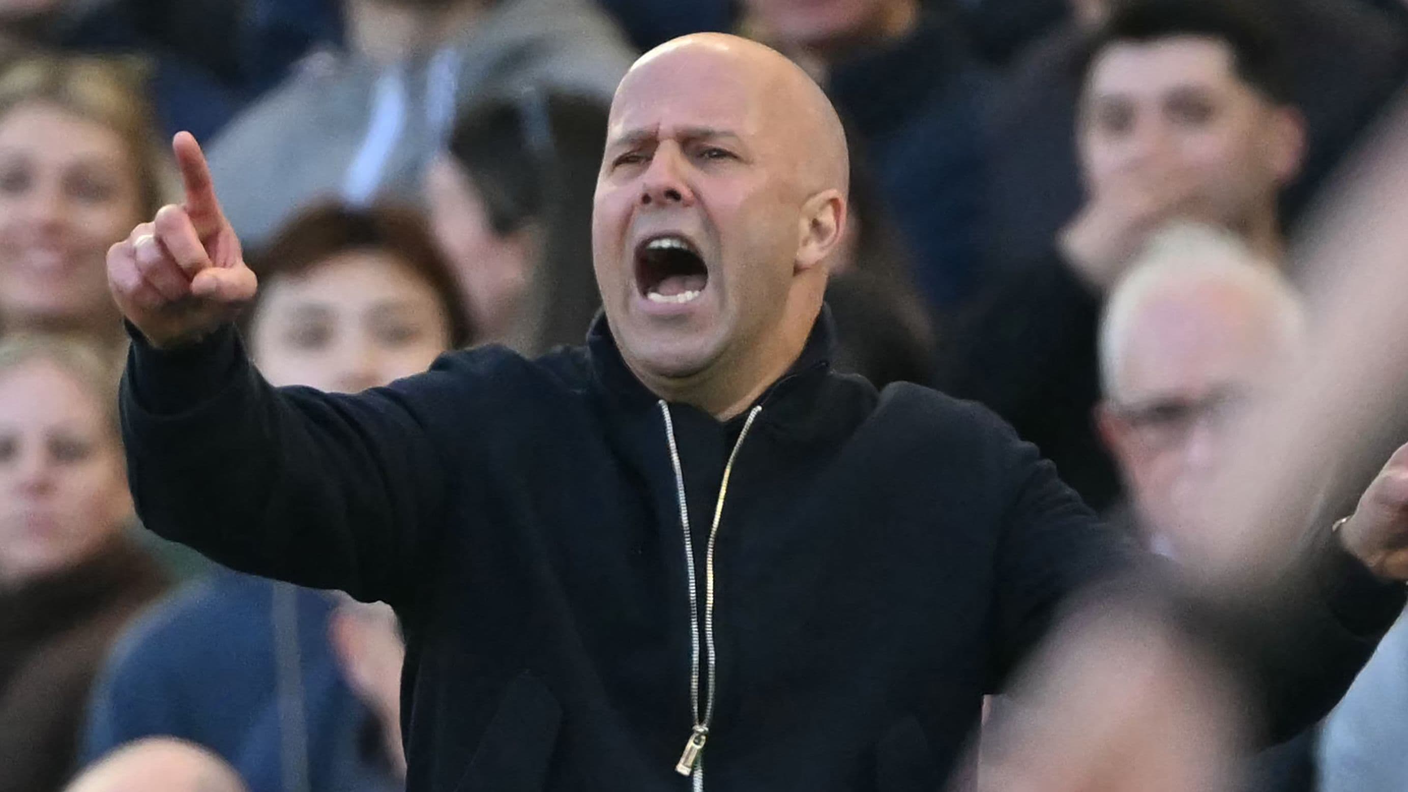 قبل معركة السيتي.. سلوت يزف بشرى وصدمة!