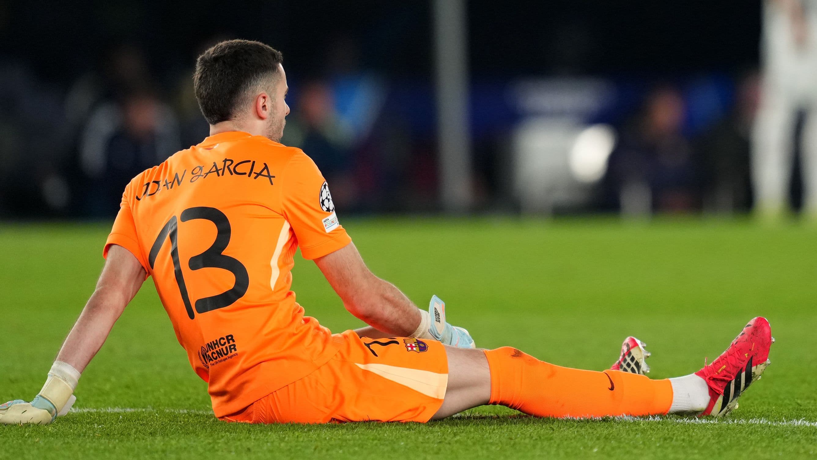 كلمات حاسمة من حارس برشلونة حول حقيقة خطورة إصابته