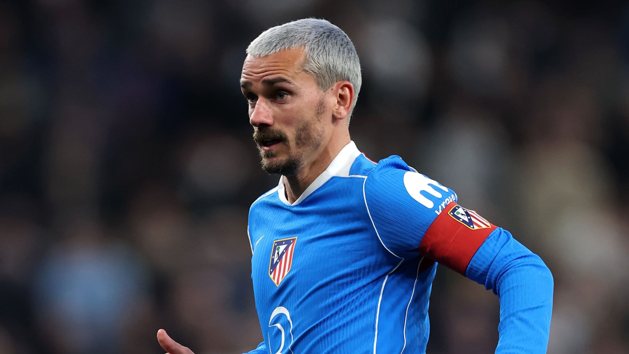 اتفاق شفهي يقرب جريزمان من تحدي ميسي