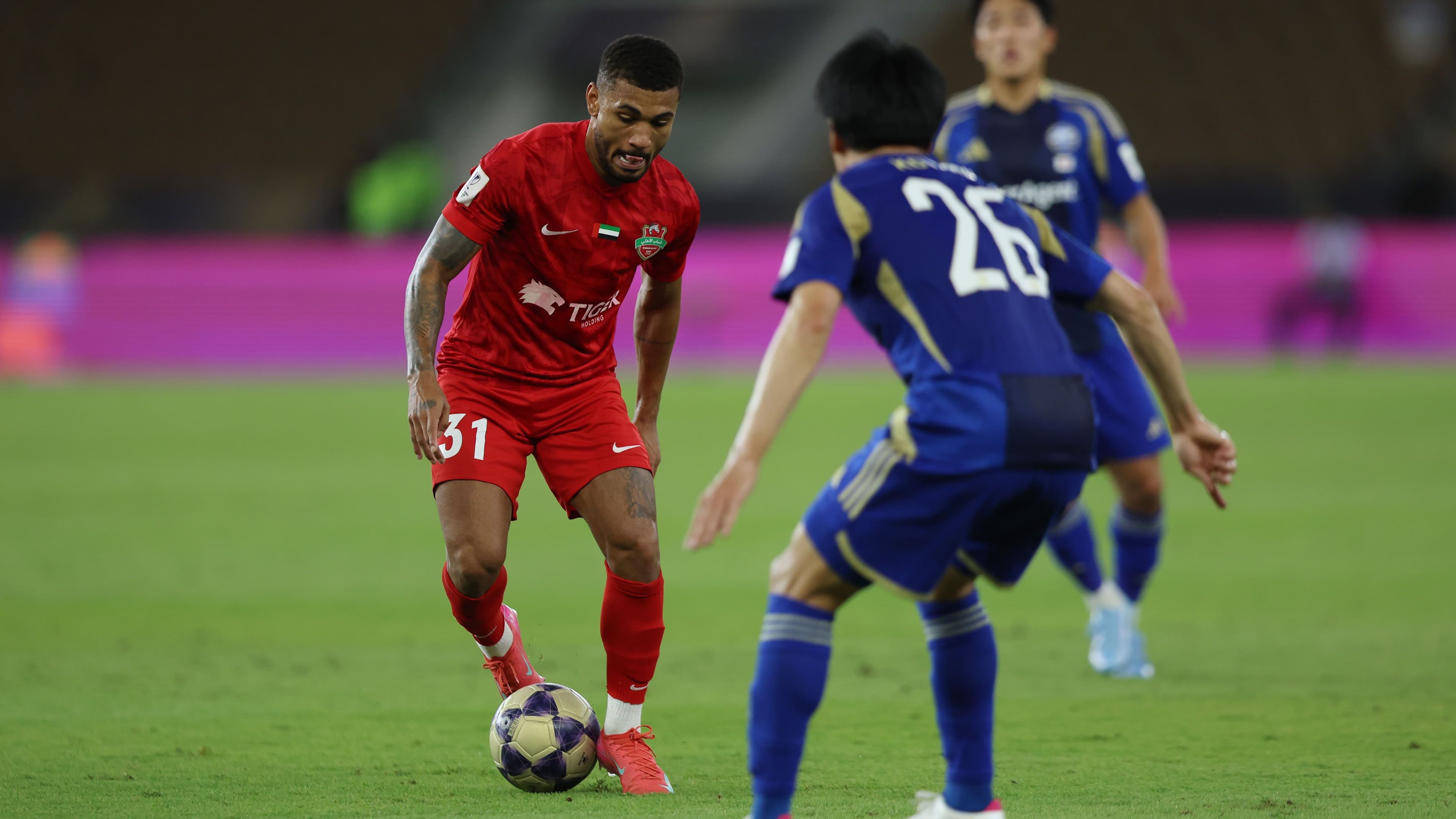 إيفاب يحسم مصير مباراة شباب الأهلي وماتشيدا: رفض إعادة اللقب