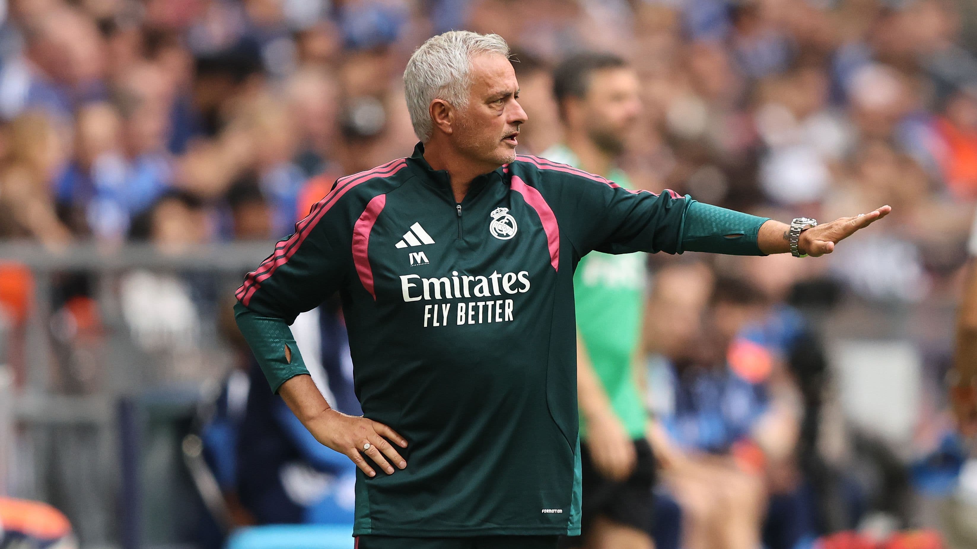 مورينيو يمنح الضوء الأخضر لضم نجم آرسنال إلى ريال مدريد
