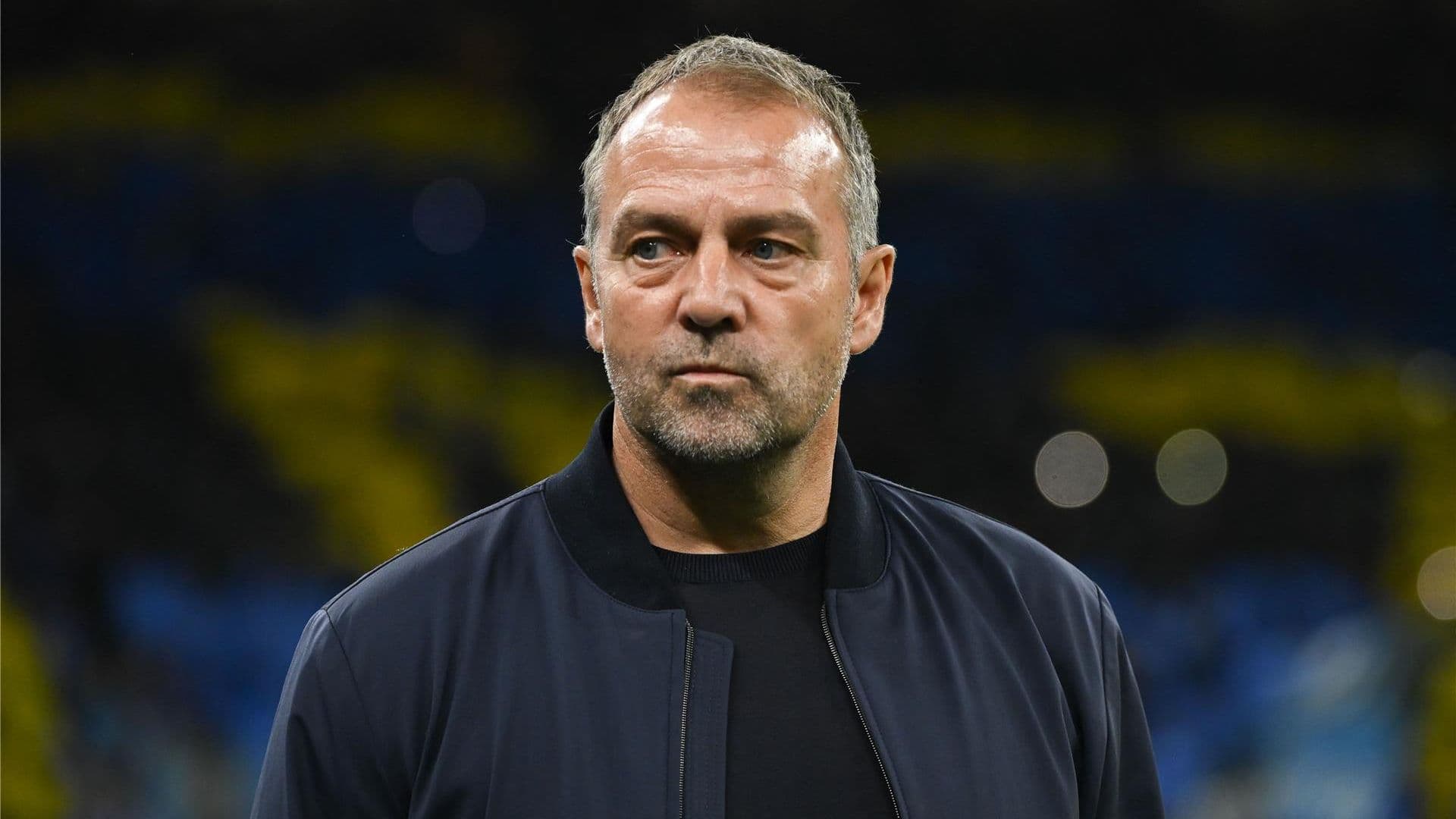 فليك يعادل إنجاز جوارديولا التاريخي مع برشلونة