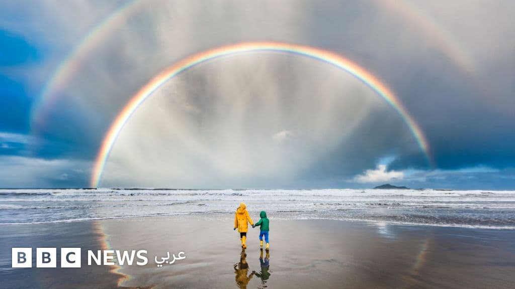 لماذا يختلف قوس قزح من عين إلى أخرى؟