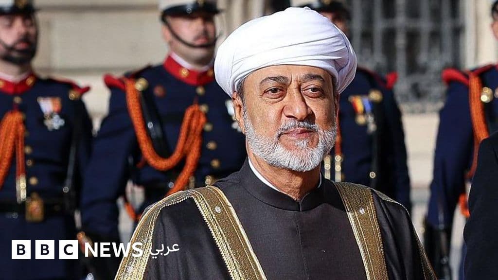 عُمان تشدد العقوبات على المس بالسلطان ونشر الشائعات عبر الإنترنت