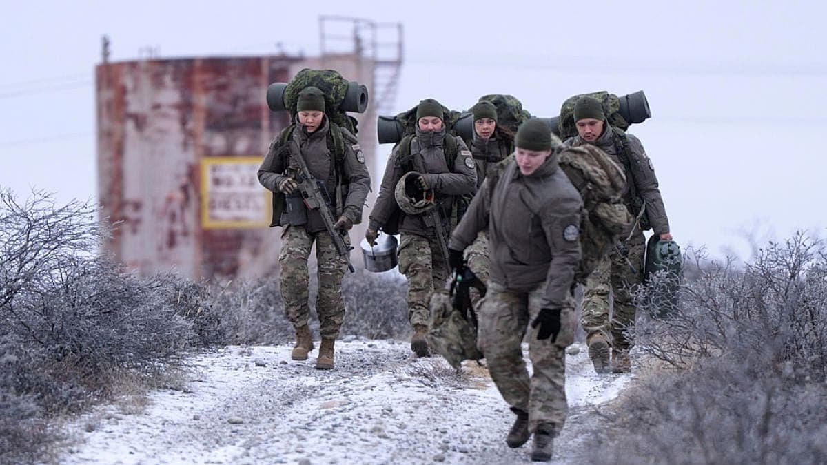 "أكياس دم ومتفجرات".. تقرير يكشف كيف استعدت كوبنهاغن لاحتمال هجوم أميركي على غرينلاند في يناير