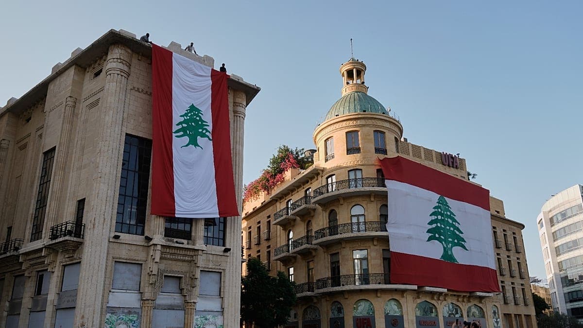 من "أناديكم" إلى "علّوا البيارق".. بيروت تودع صوت الأغنية الملتزمة أحمد قعبور