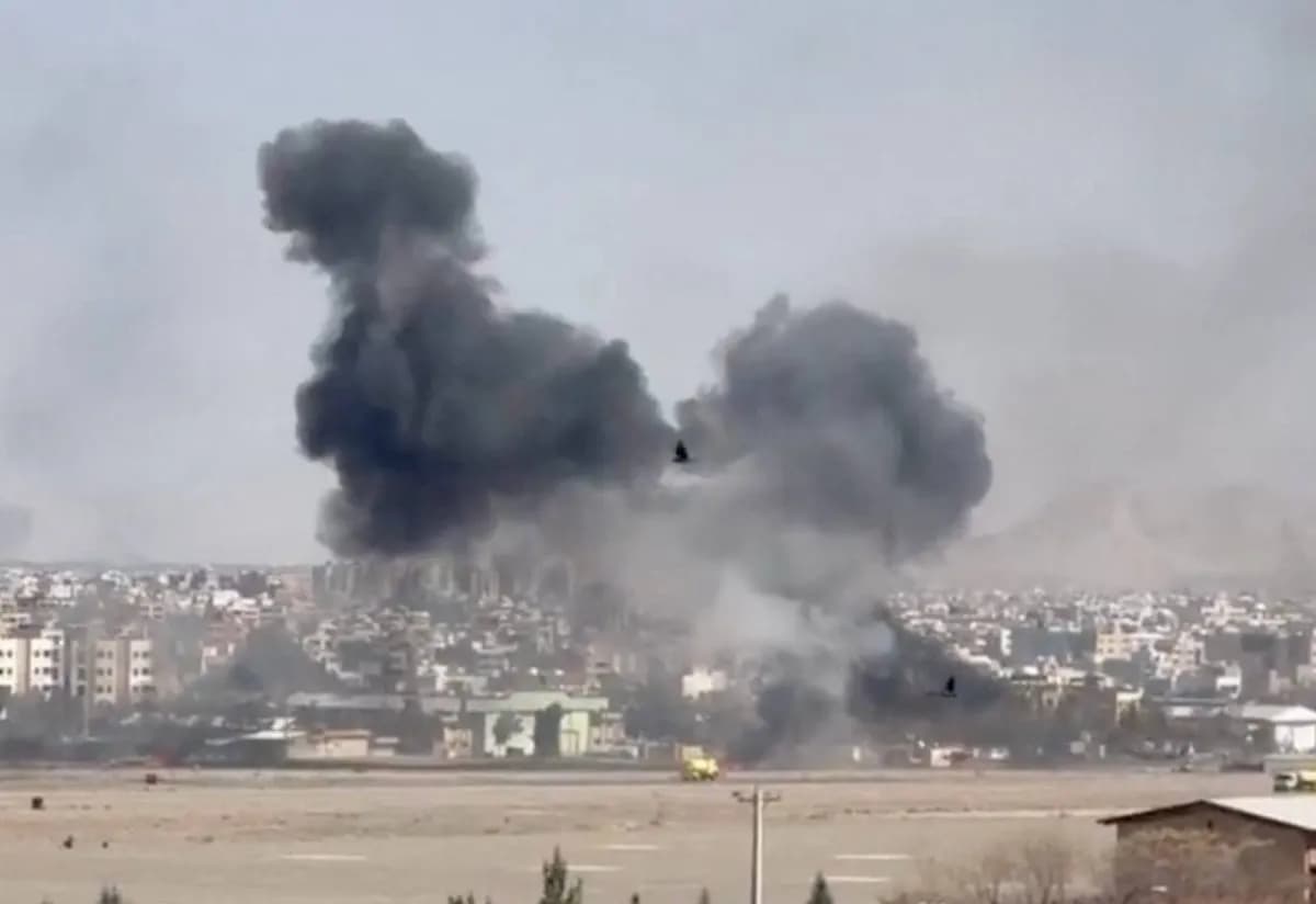 مقتل 15 شخصاً في هجوم على مصنع بوسط إيران