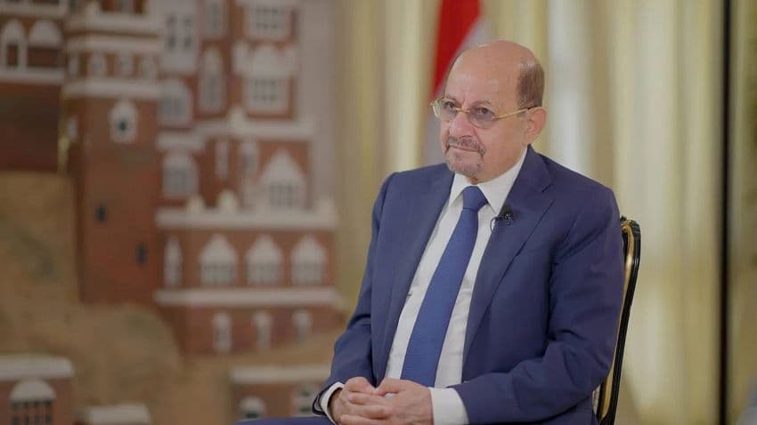 الزنداني: استهداف ميناء المخا يكشف مخطط الحوثيين لتهديد التجارة والممرات البحرية