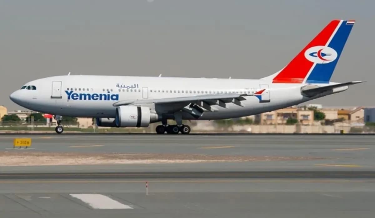 شح الوقود يجبر طائرات اليمنية على التزود في مطارات خارجية