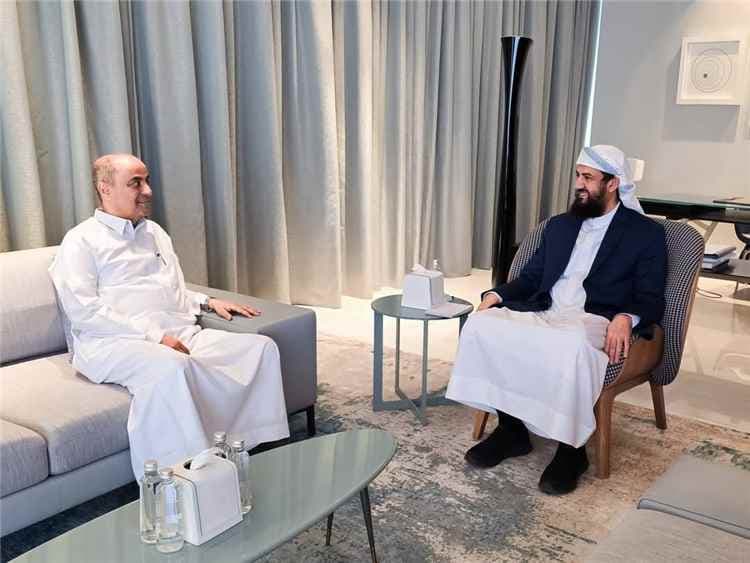 م研讨商: المحرمي وبن بريك ينقضزان مستجدات الأوضاع الاقتصادية والمالية