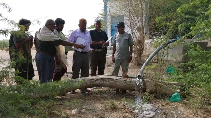 مديرية الخوخة وحيس: فريق حكومي يقيّم أوضاع المياه الجوفية وتراجع منسوبها