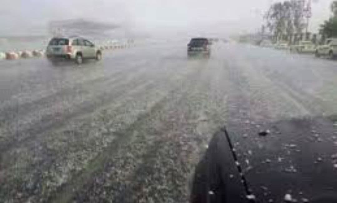 الأرصاد تتوقع أمطاراً رعدية على عدة محافظات وتحذر من مخاطر السيول وتدني الرؤية