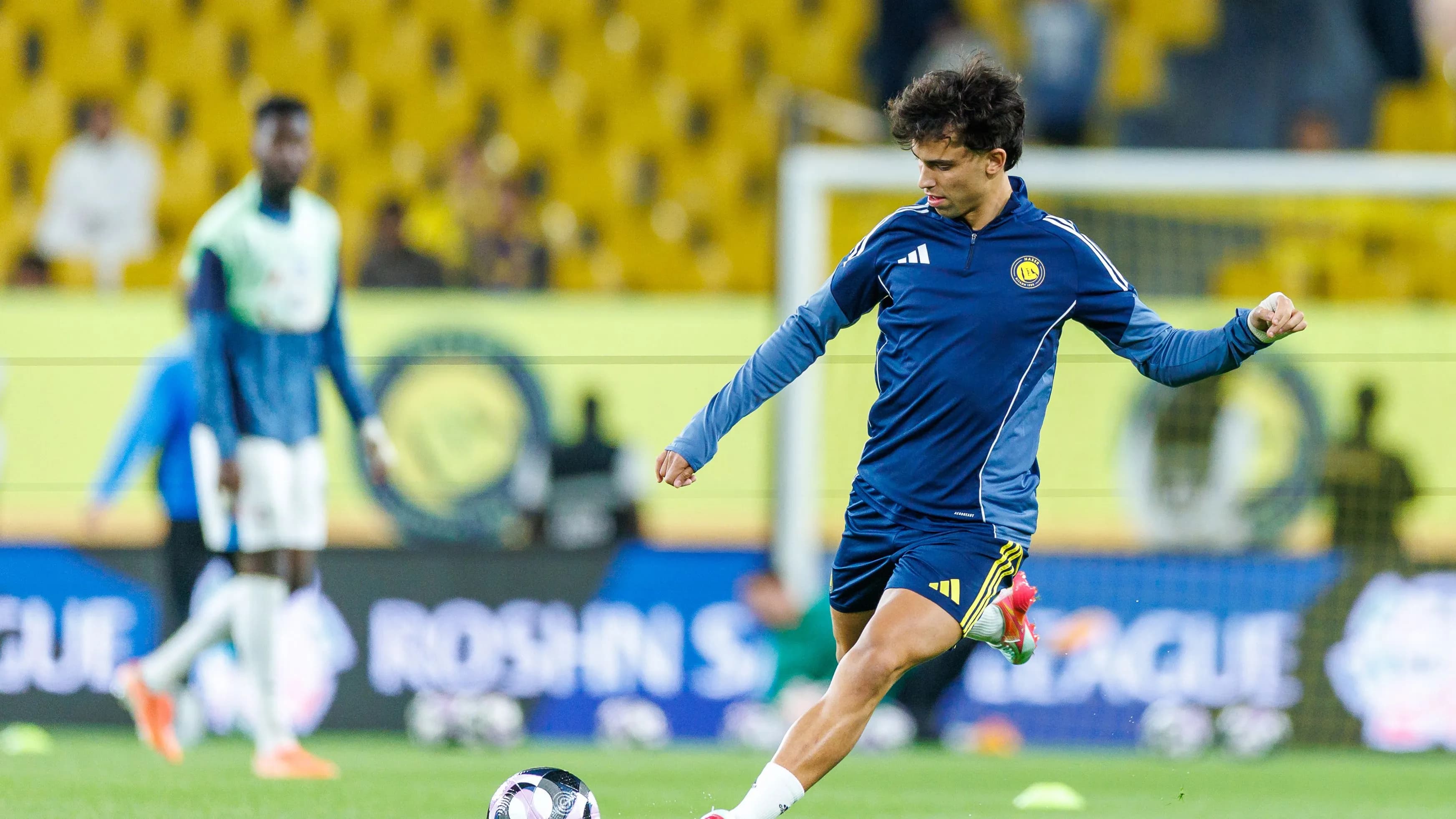 بالأرقام.. جواو فيليكس "مايسترو" النصر الأول في روشن