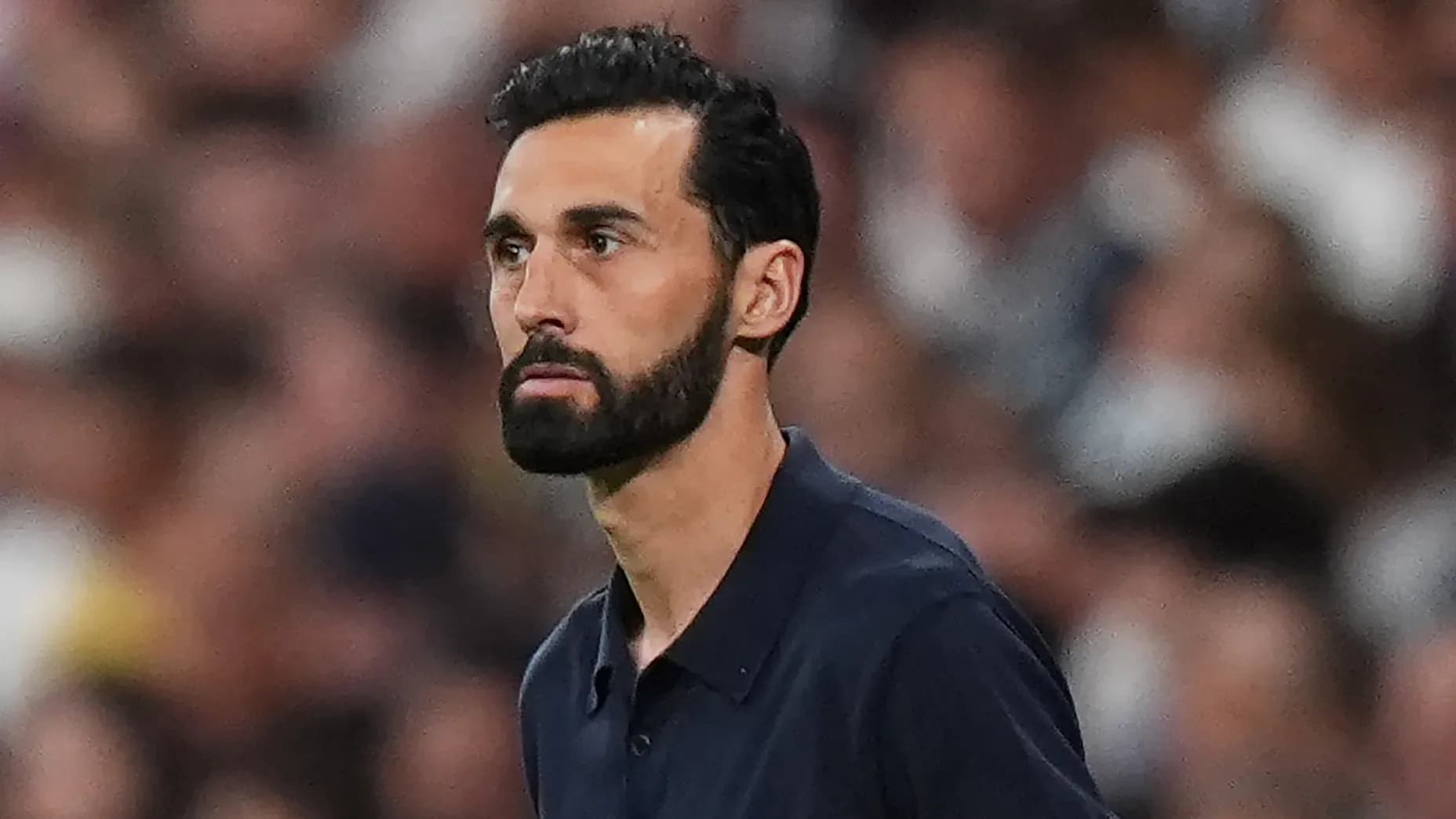 أربيلوا يسعى لضم هيكتور فورت من برشلونة