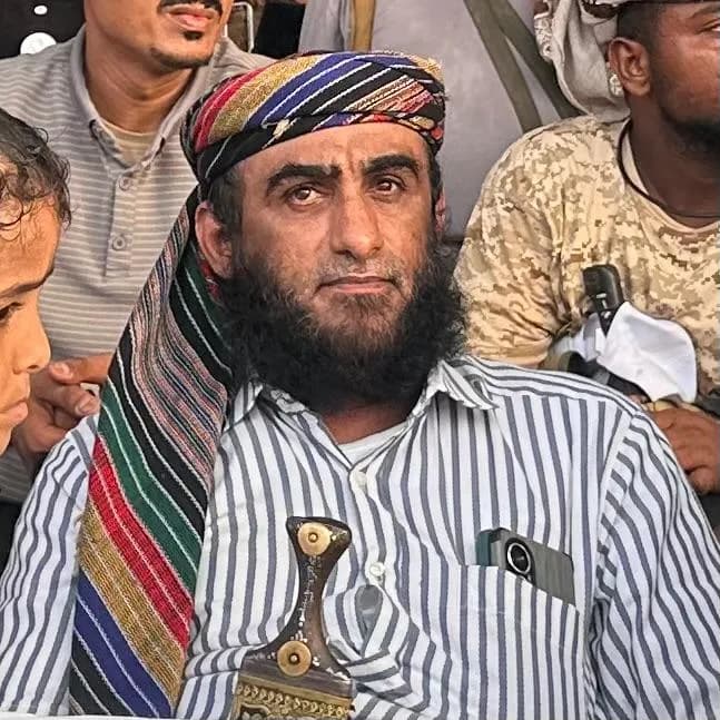 عاجل | أنباء عن استهداف قائد عسكري بارز في الساحل التهامي بعبوة ناسفة في الخوخة