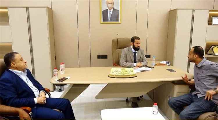 محافظ أبين: تحسين المظهر الجمالي لعاصمة المحافظة وبقية المديريات أولوية لا تقبل التأجيل