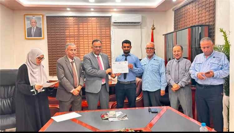 الجمارك تختتم برنامجاً تدريبياً لـ58 كادراً في عدن حول التحليل الذكي للمخاطر