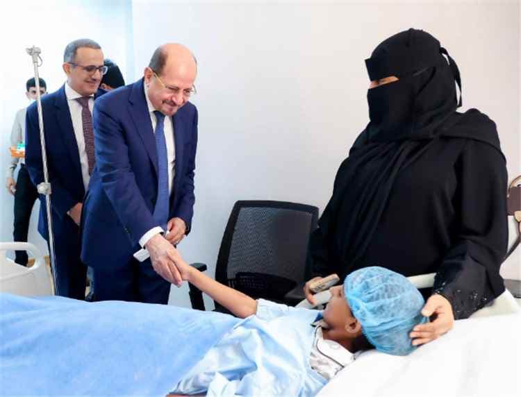 شاهد حي على الدعم السعودي.. الزنداني يثمن خدمات مستشفى الأمير محمد بن سلمان بعدن