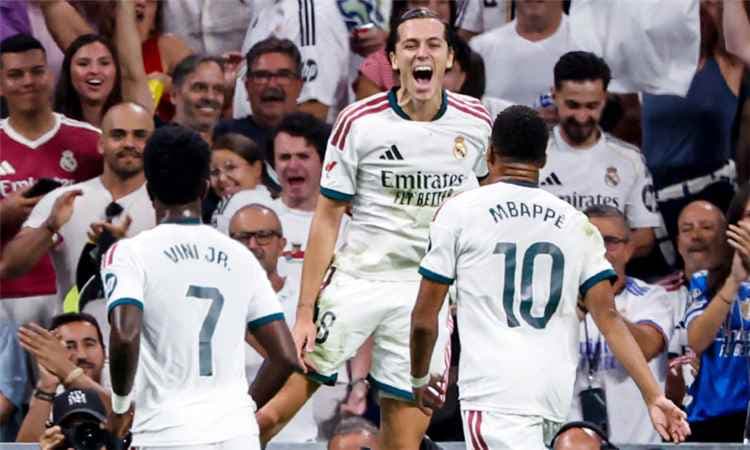 ريال مدريد يفتتح ثلاثية في الشوط الأول ويطوي رايو فايكانو من أمامه