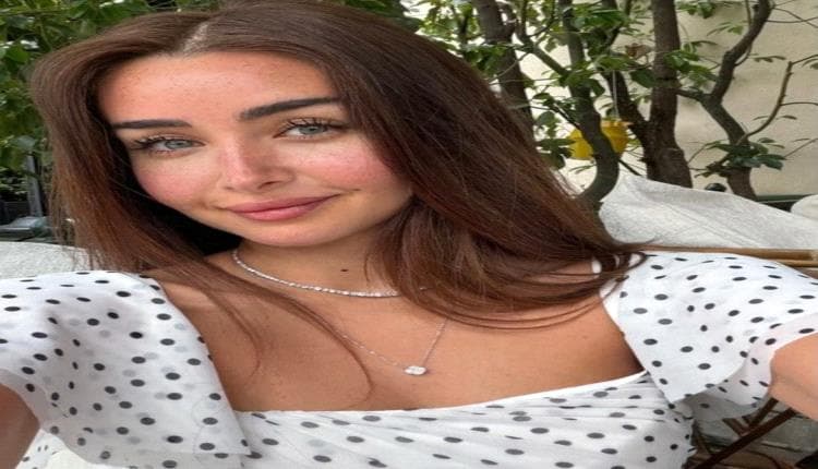 هنا الزاهد تكشف عن براءتها عبر مقارنة بين الطفولة والحاضر